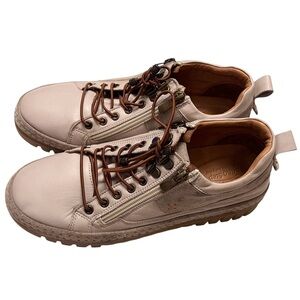 Spring Step Lauria Leather & Suede Flat Platform
Lace-up Sneakers Size 40 or 9